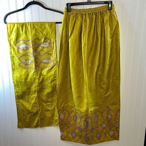 Rakus Fashion Skirt Suit With Scarf Women’s Size Medium Embroidered Sheer Button - Picture 5 of 7